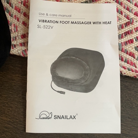 NEW Vibration Foot Massager With Heat - Picture 2 of 5